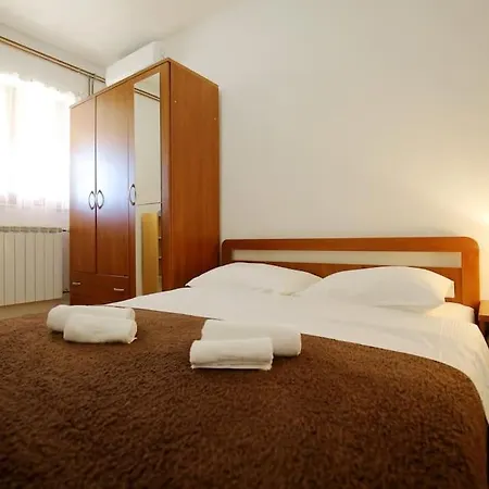 House Dolce * Sukošan